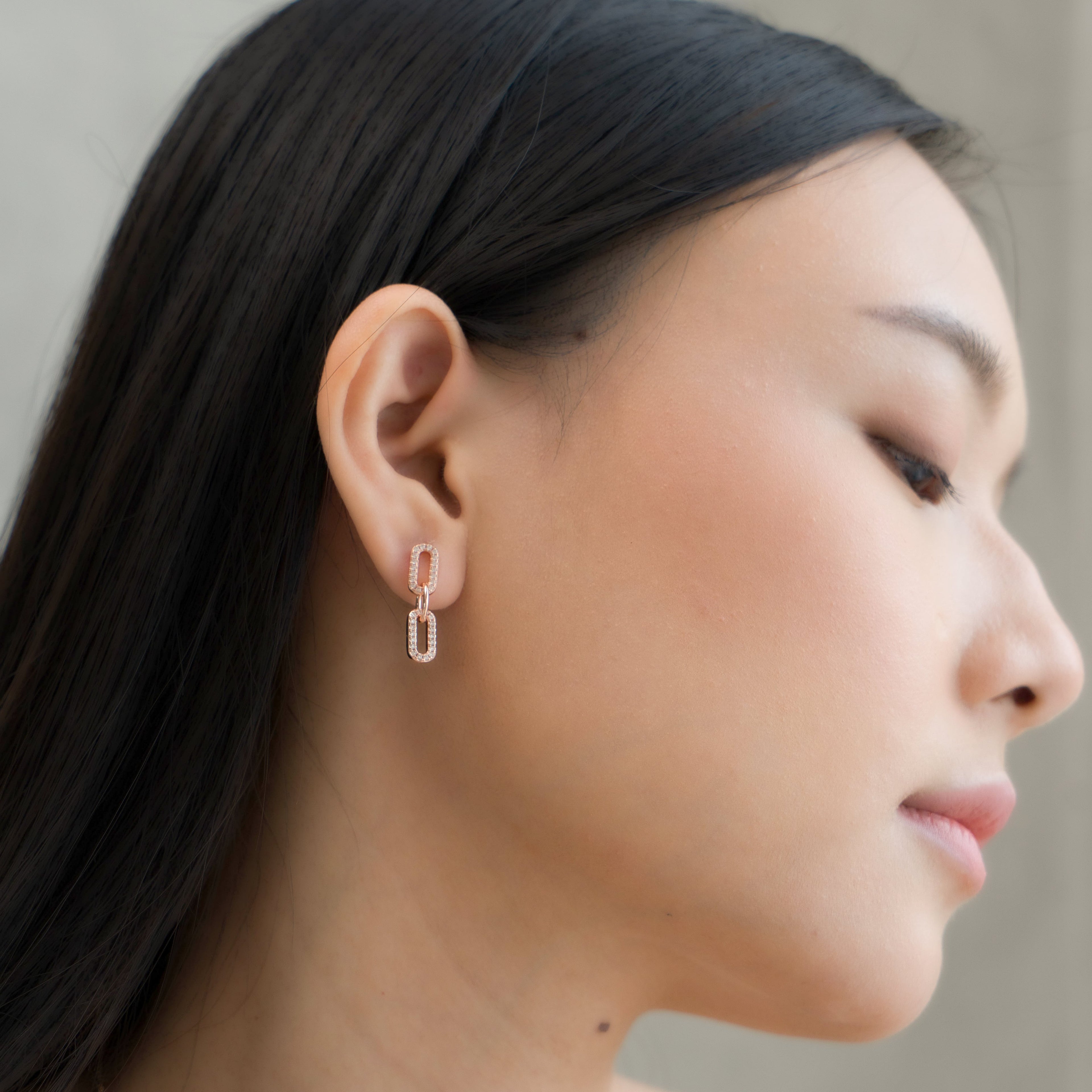 Cassie Chain Earrings