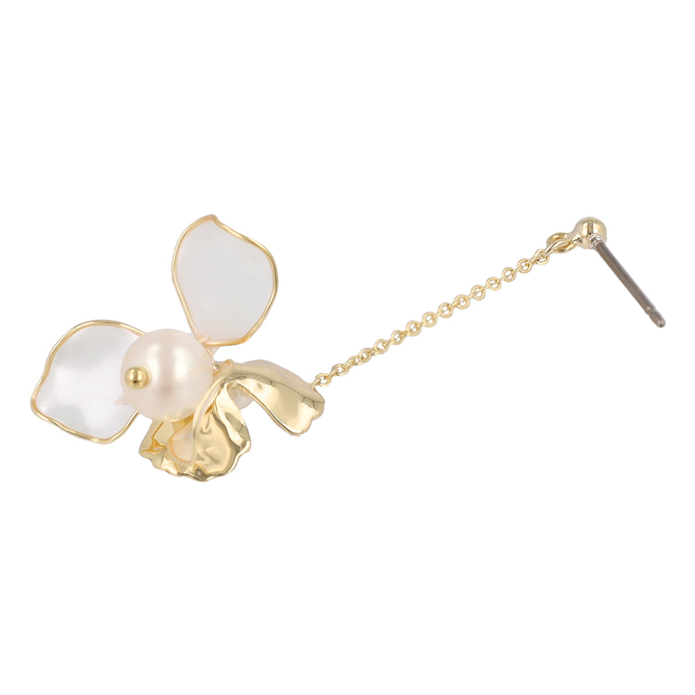 Mixed Petal Pearlized Flower Drop Earrings