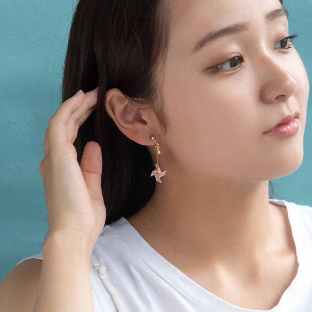 Kazaguruma Clip On Earrings