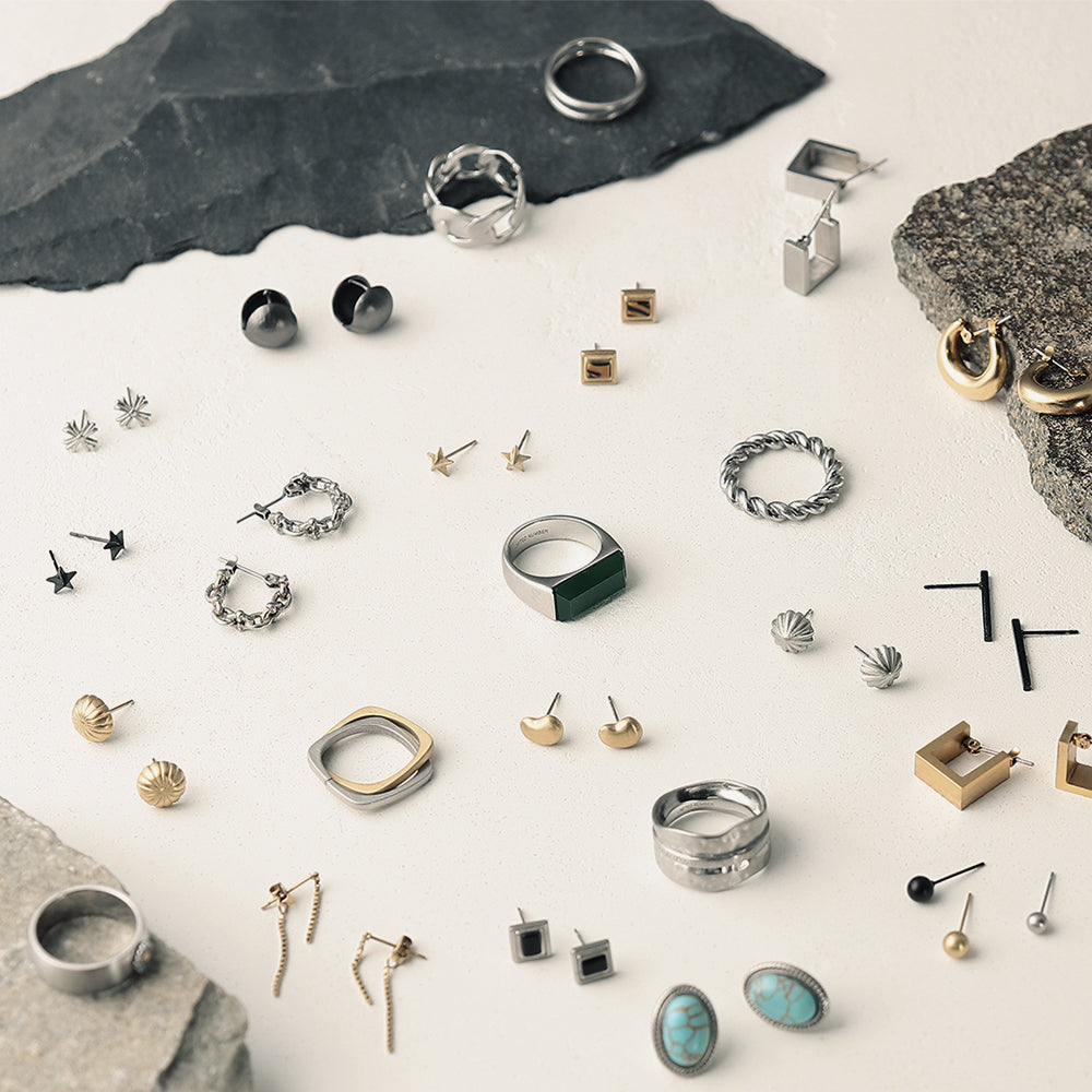 Square Frame Stone Stud Earrings